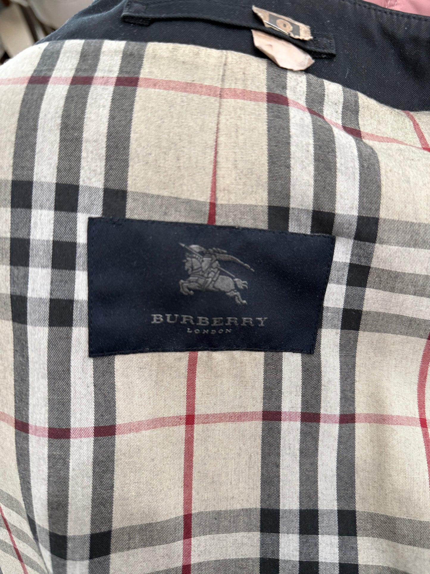 Burberry Single-Breasted Trench Coat with Check Lining – Size XL