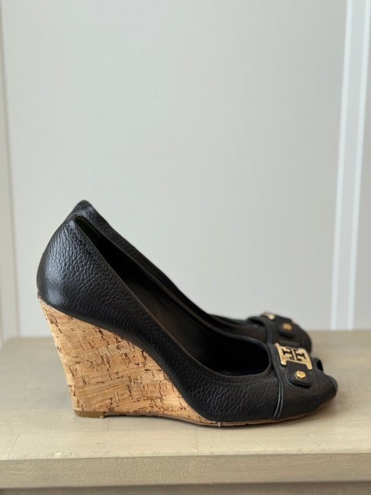 Tory Burch ‘Carnell’ Peep‑Toe Wedge Pump – Size 9