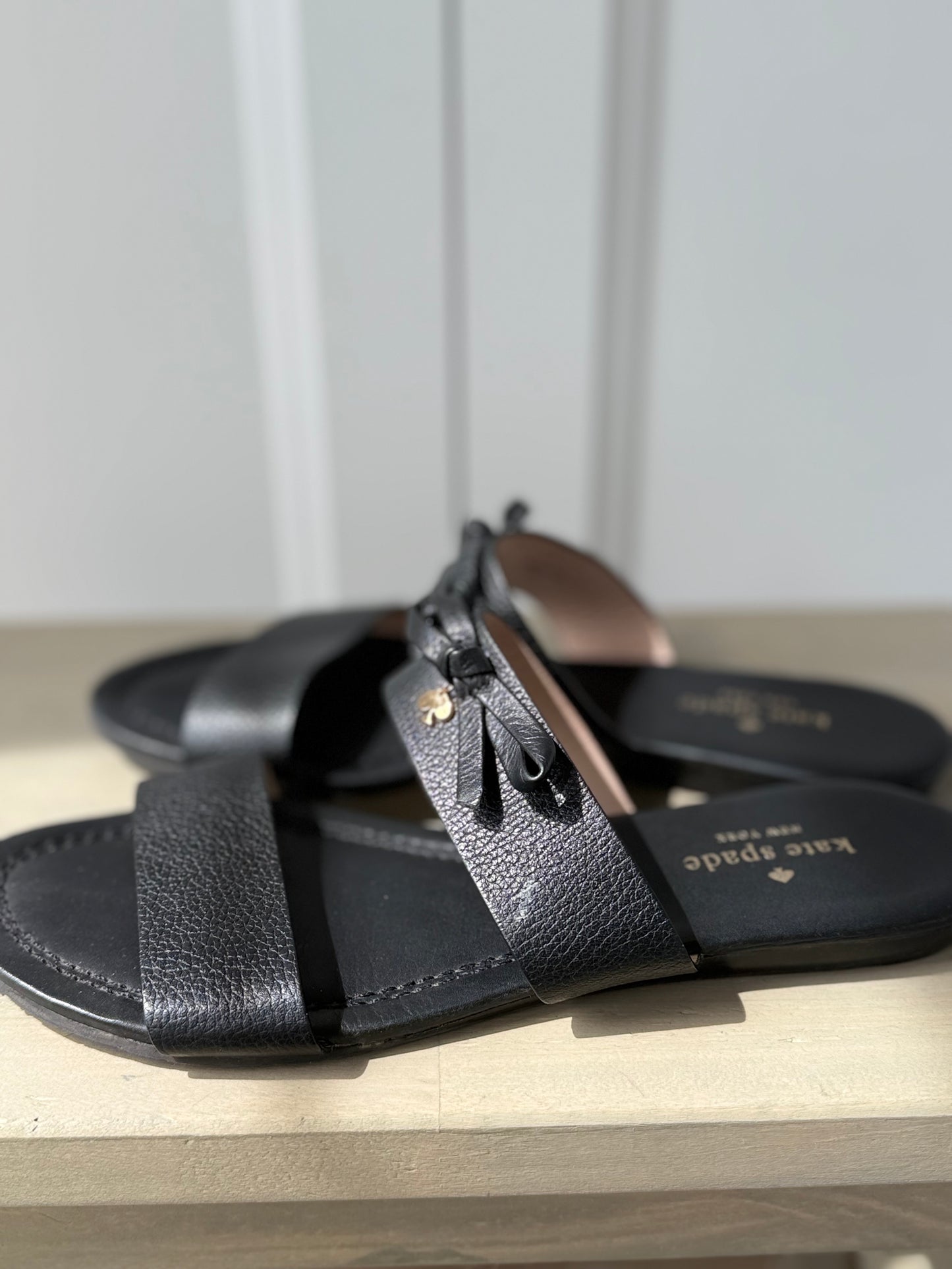 Kate Spade Black Leather Sandals ā Size 9