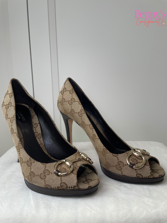 Gucci Horsebit Canvas Beige Pump