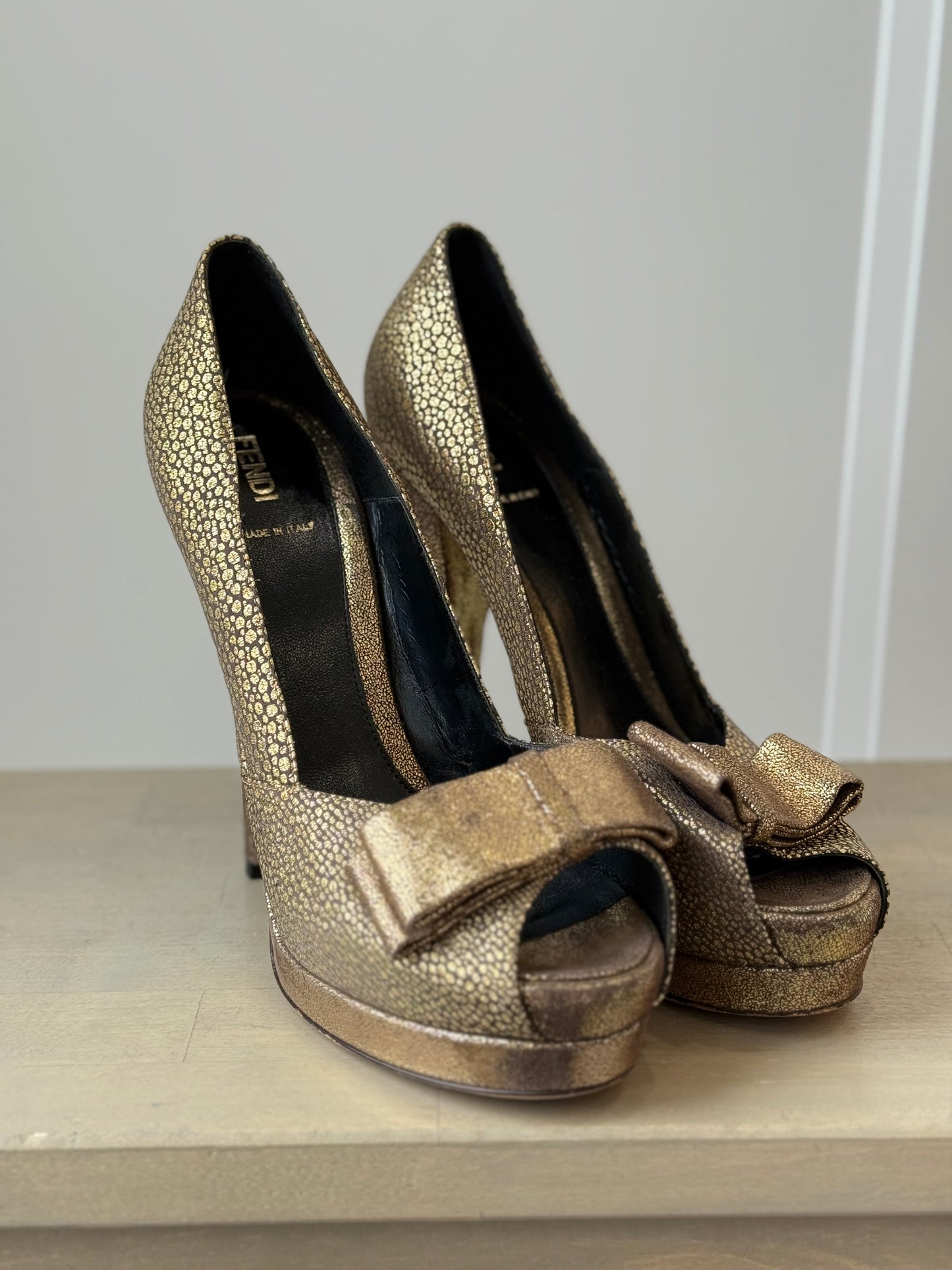 Fendi Gold Brocade Metallic Peep‑Toe Platform Heels – EU 40 / US 9
