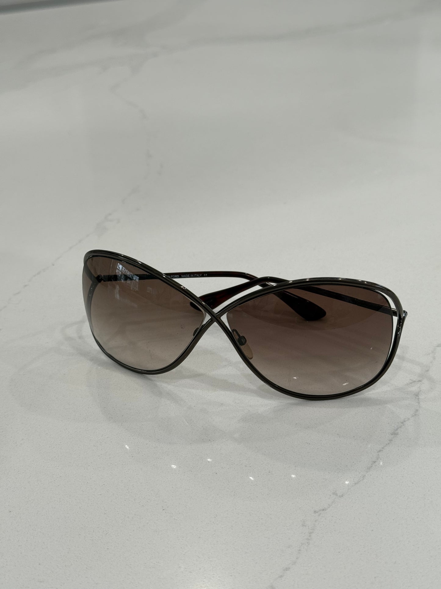 Tom Ford FT0130 Miranda Oversized Sunglasses – Gunmetal Frame, Grey Gradient Lenses