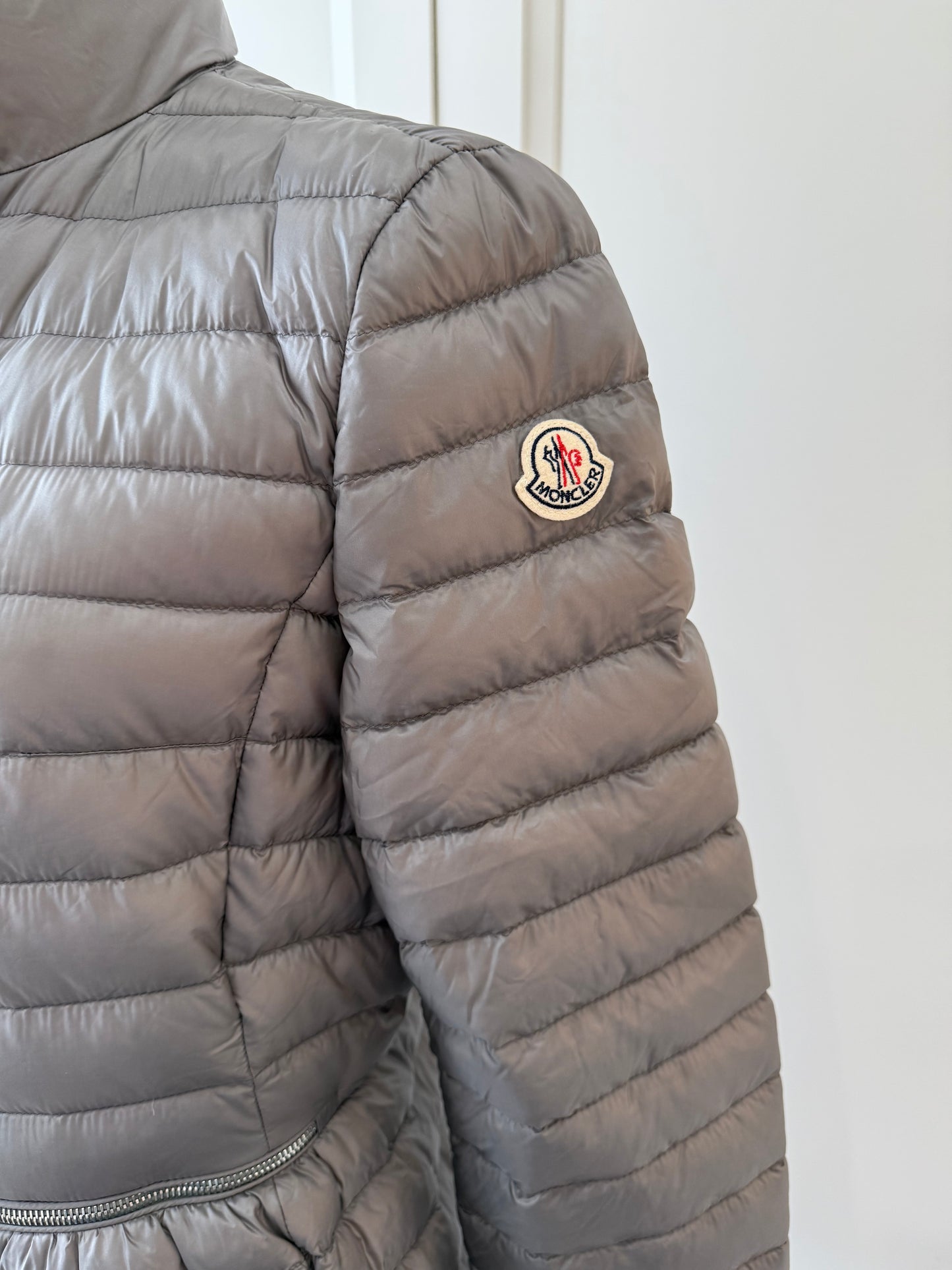 Moncler “Sable 907” Lightweight Down Puffer Coat – XL