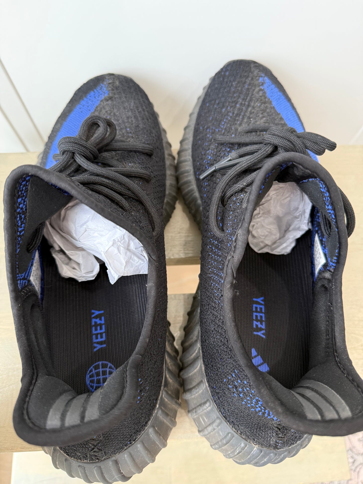 Adidas Yeezy Boost 350 V2 “Dazzling Blue” Size 10.5