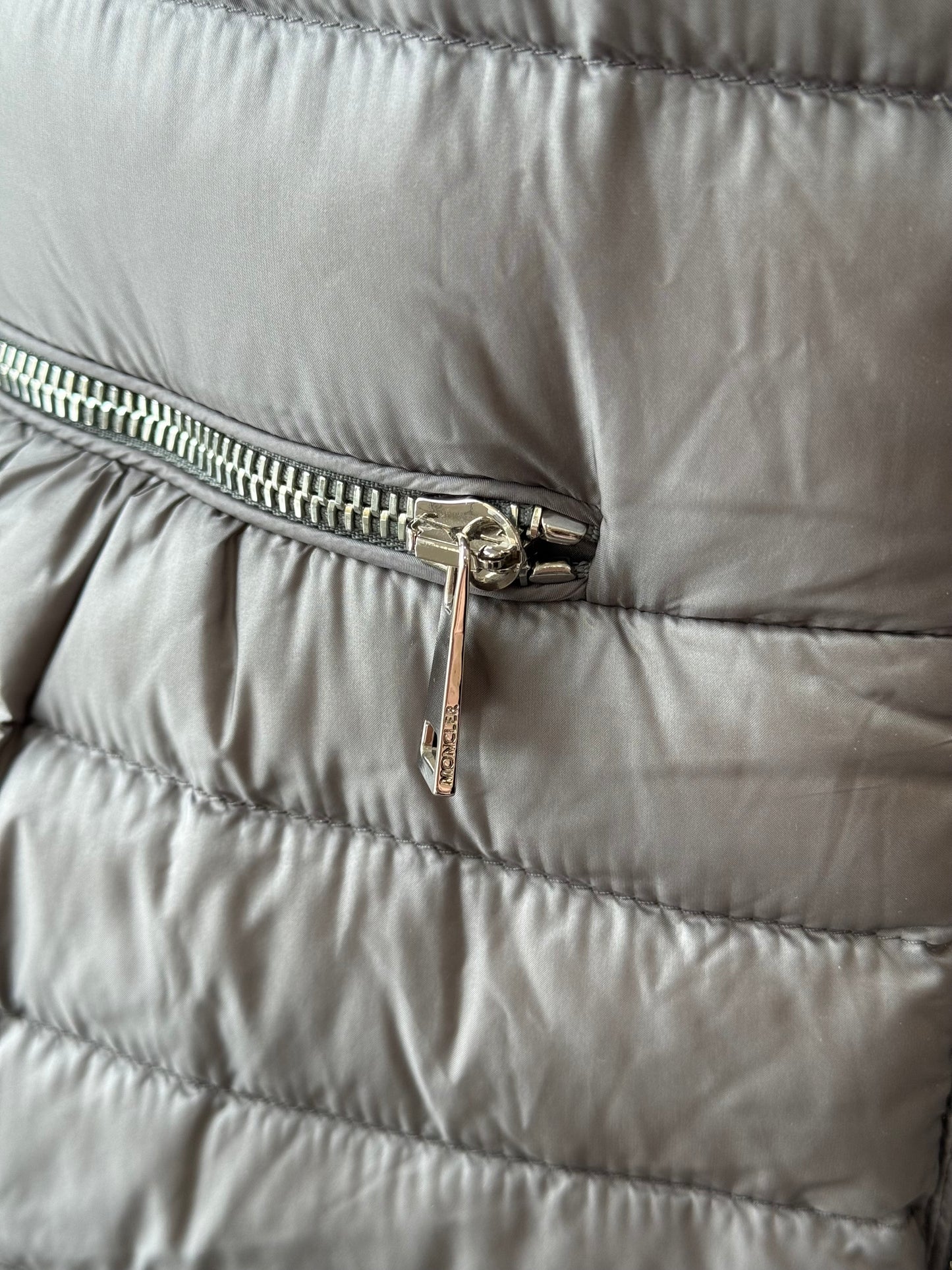 Moncler “Sable 907” Lightweight Down Puffer Coat – XL