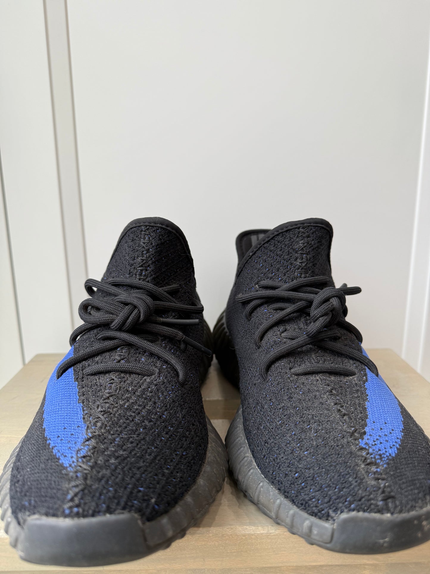 Adidas Yeezy Boost 350 V2 “Dazzling Blue” Size 10.5