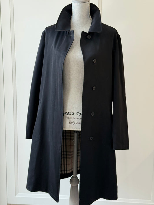 Burberry Single-Breasted Trench Coat with Check Lining – Size XL