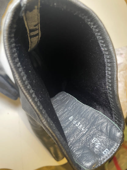 Stuart Weitzman Kitten Heel Booties Size 8.5