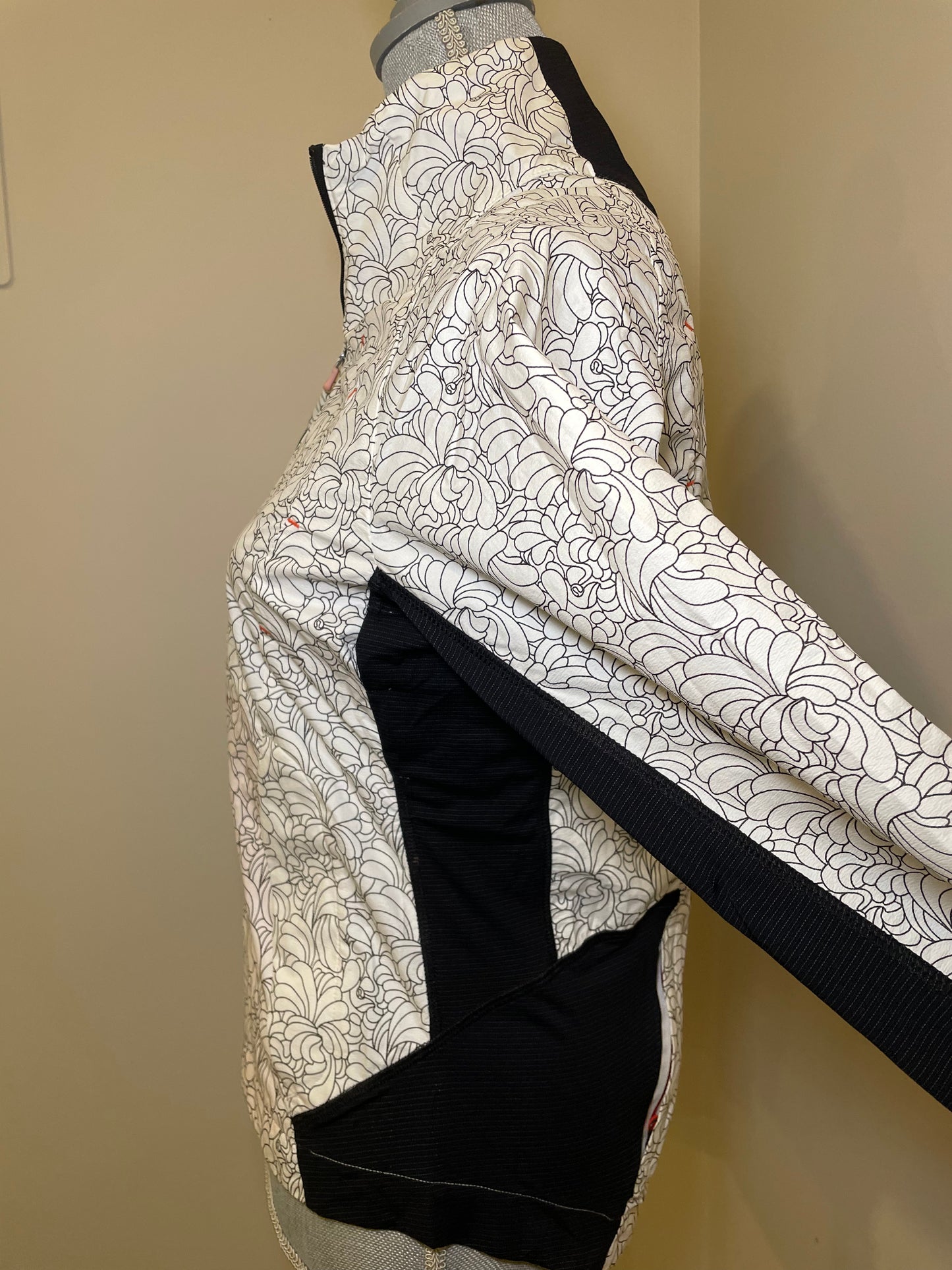 Lululemon Patterned Windbreaker